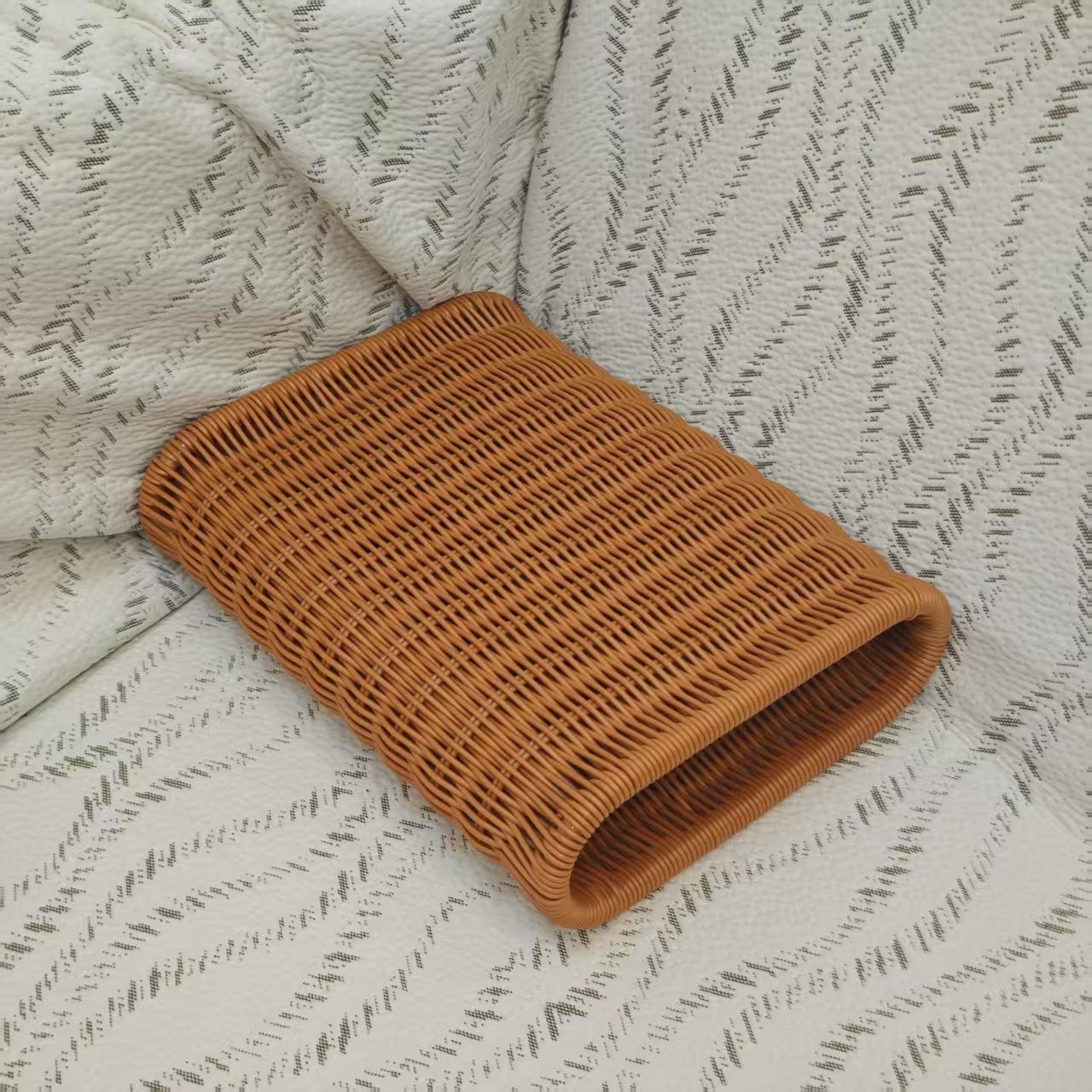 Hard Summer Cooling Pillow, Cervical Spine Pillow, Handmade Imitation Rattan Woven Breathable Hollow Pillow, Arm Anti-Numbing Pillow