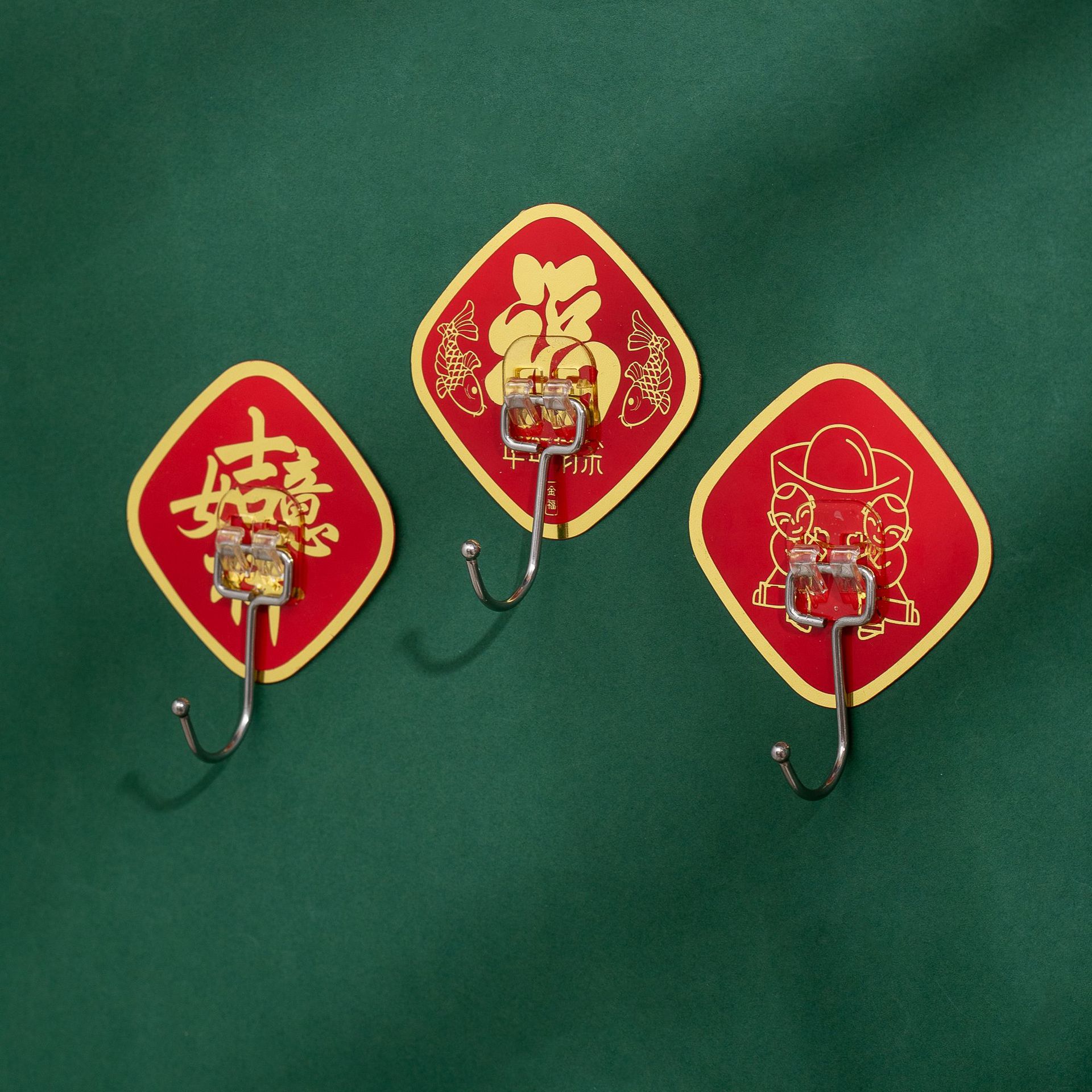 Fu character red festive hook strong adhesive punch-free seamless sticky hook wall load-bearing door hanging Chinese knot hook