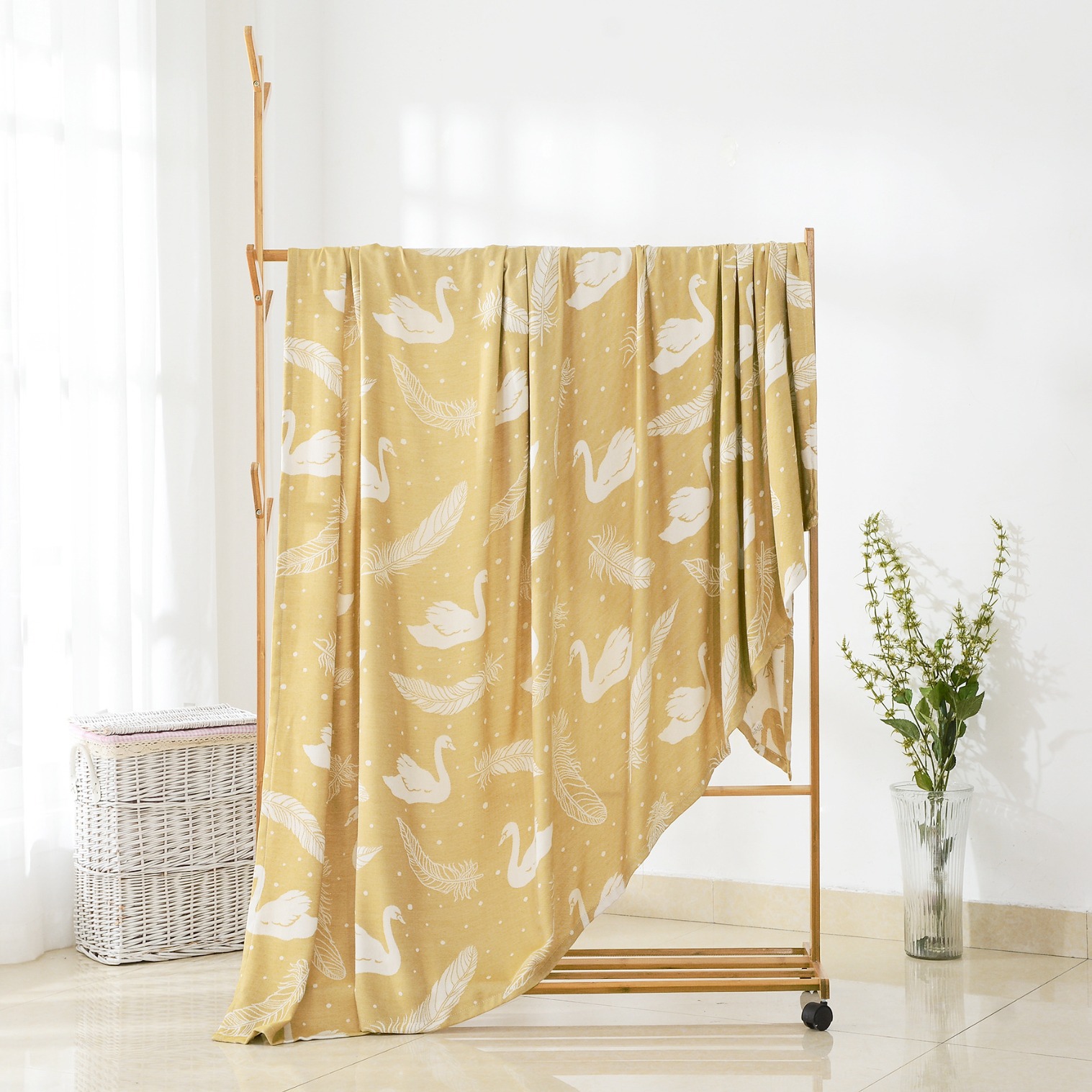 Bamboo Fiber Blanket Office Nap Sofa Blanket Air Conditioning Blanket Bamboo Fiber Blanket