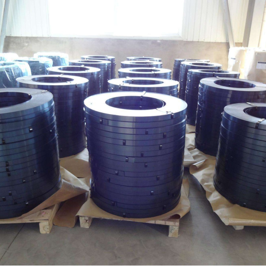 Rewound Automatic Strapping Hot-Dip Galvanized Strapping Steel Strapping
