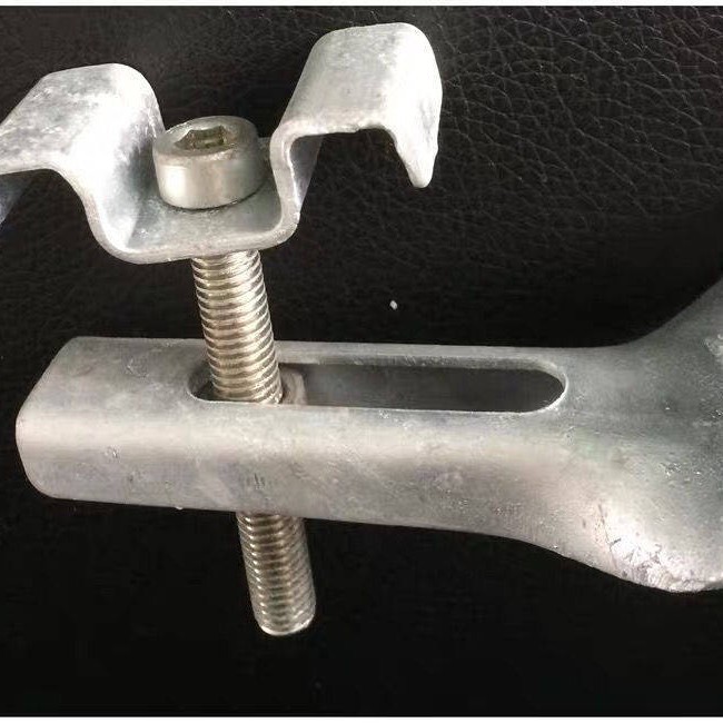 Customized Steel Grating Fixing Clips Simple Stair Tread Plate Installation Clips Galvanized Steel Grating Plate Installation Clips