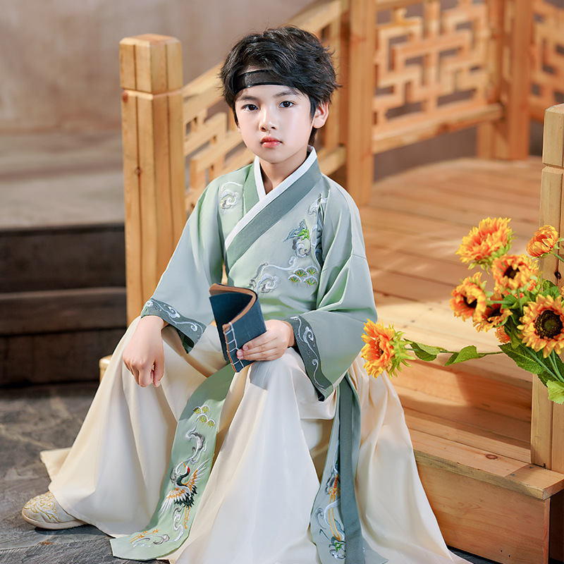 Hanfu boy's 2023 New Spring Children's ancient costume ancient style embroidery Chinese style costume performance costume suit wholesale