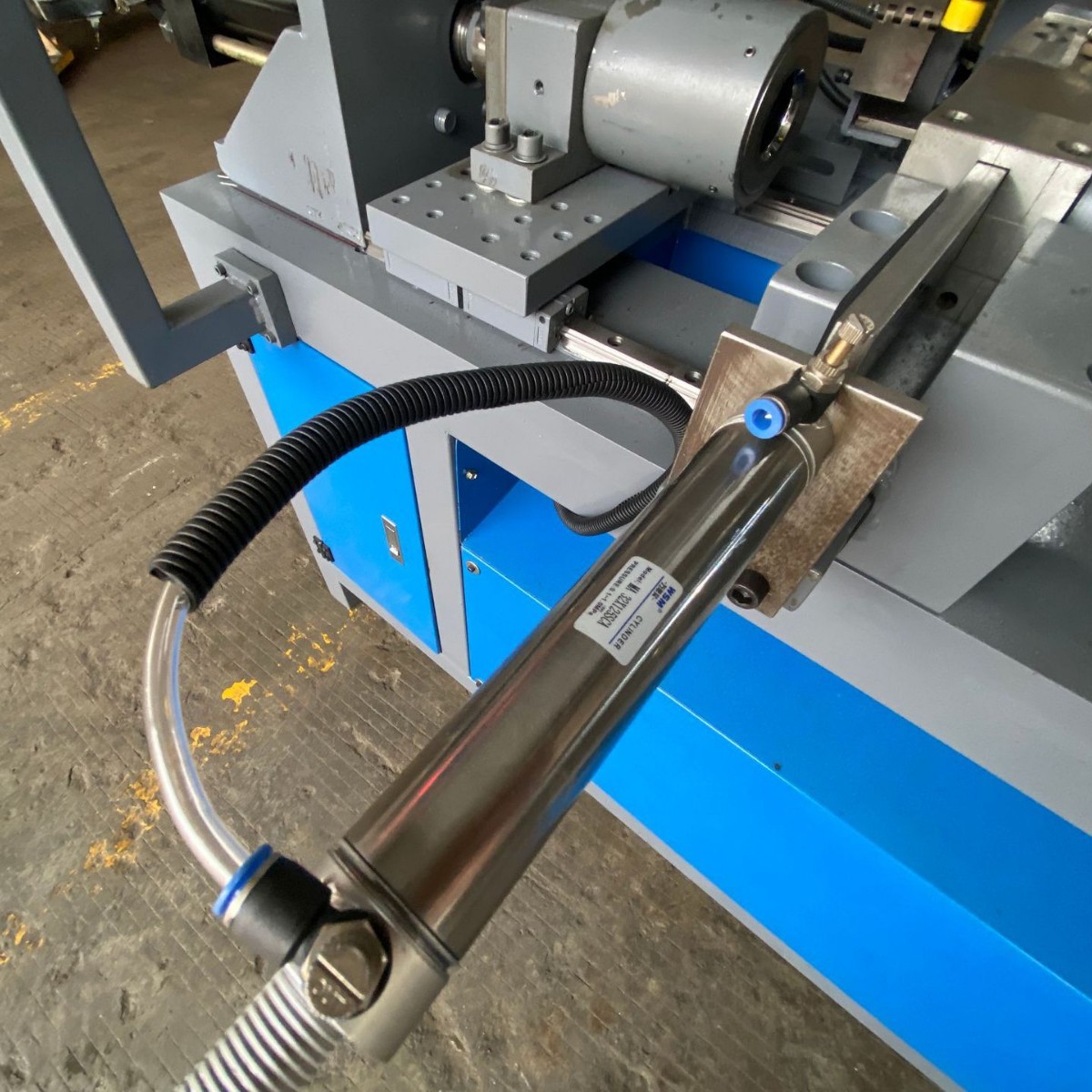 Automatic Hydraulic Pipe Shrink Machine Multi-station Hydraulic Pipe Shrink Machine Automatic Copper Pipe Aluminum Pipe Iron Pipe End Forming Machine