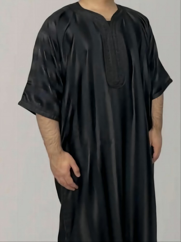 2024 new hot new black loose casual Muslim men's robe Middle East casual embroidered robe