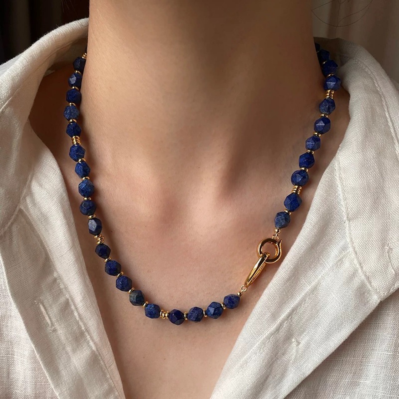 Medieval Vintage Retro Special-Shaped Cut Surface Matte Lapis Lazuli Beaded Necklace Women's Wood Grain Stone High-End Necklace