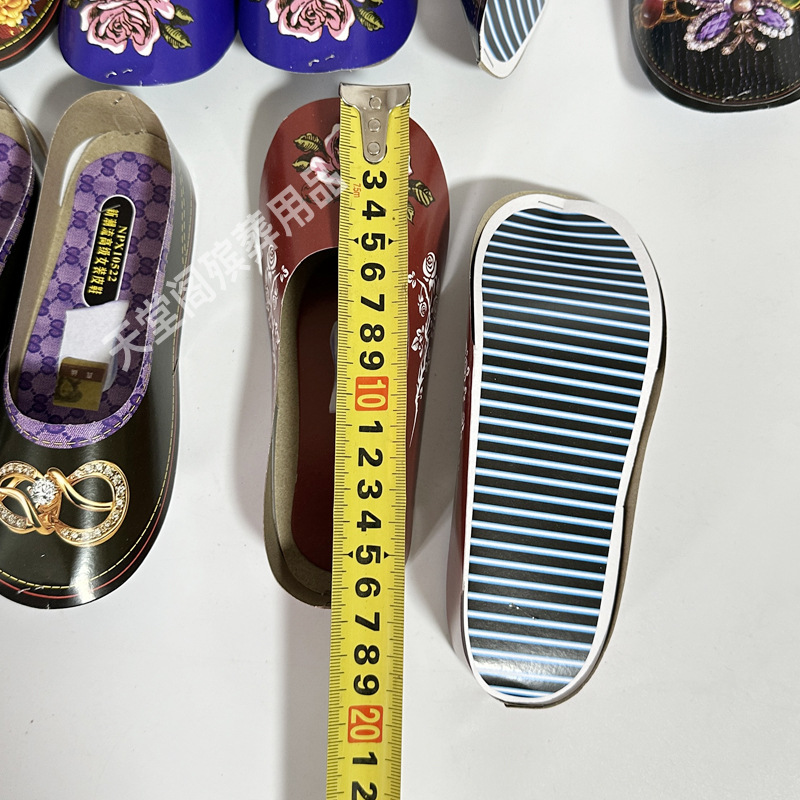 Handmade Paper Paste Men's and Women's Leather Shoes Finished Paper Tie Burning Paper Funeral Supplies Wholesale