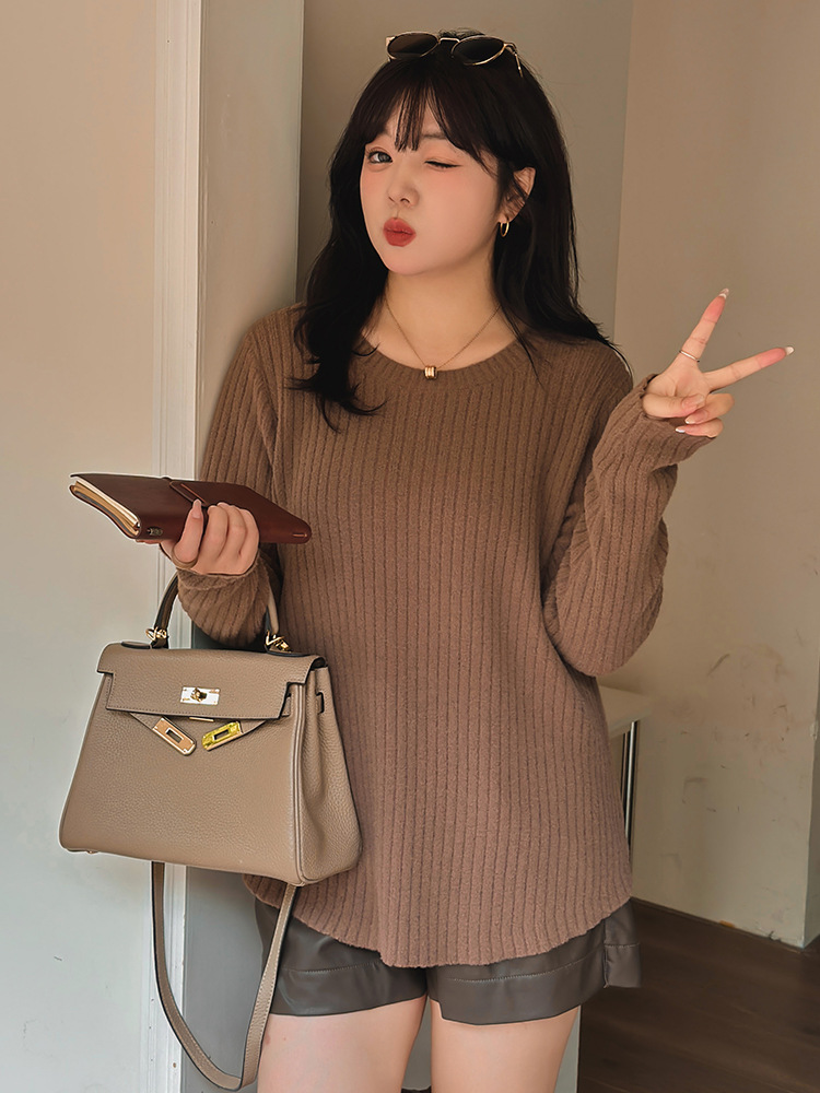Plus Size Women's Round Neck Base Shirt 2025 Autumn Style for Chubby Women, Loose Inner Knit Top for Women 21875 Extra Large Size