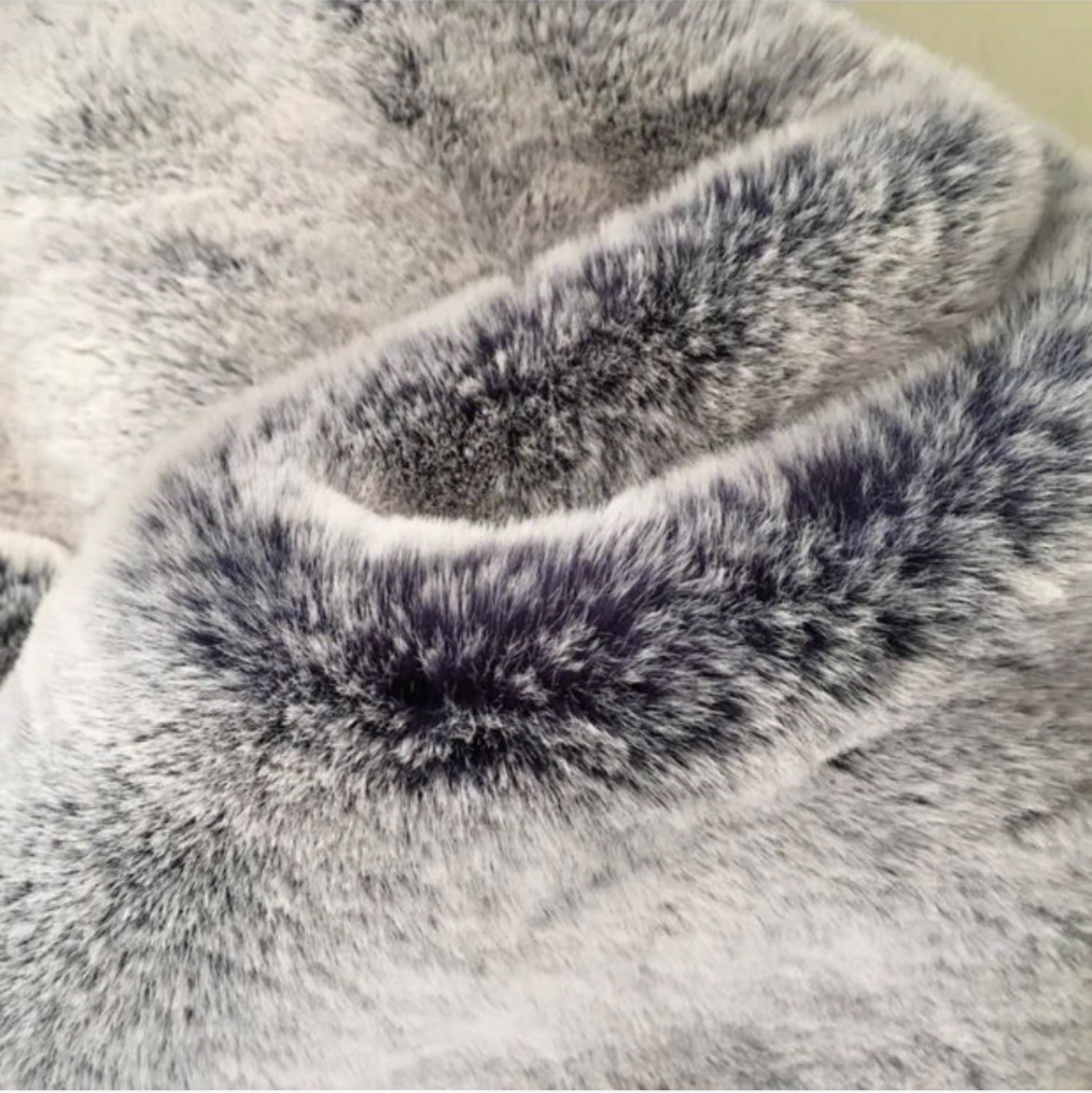 Large and Small Imitation Rabbit Fur Fabric Thickeneded Plush Clothing Scarf Cushion Toy Handmade DIY Accessories White Frosting