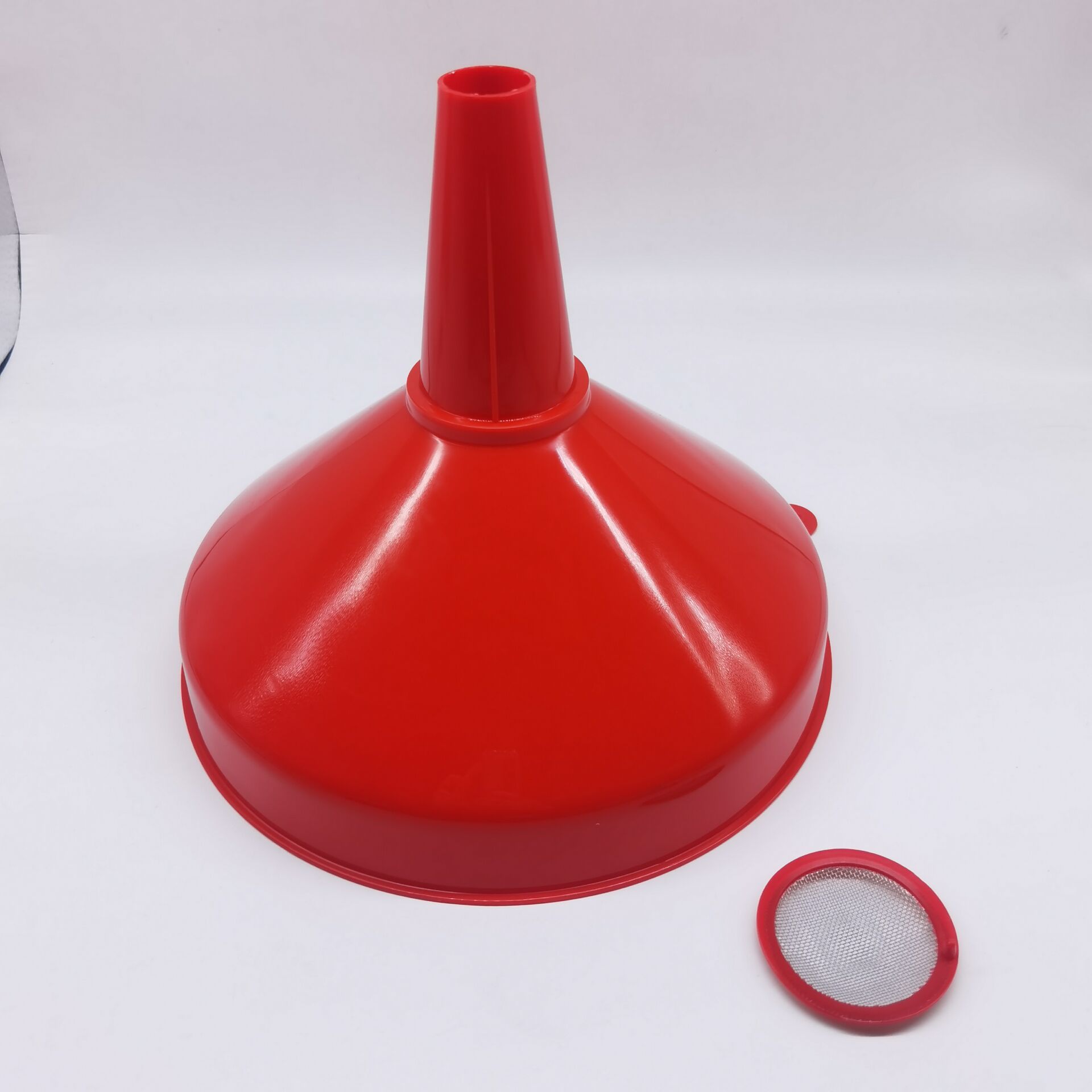 With a filter funnel factory direct oversize oil leak thickened 25cm car refueling oil special funnel plastic