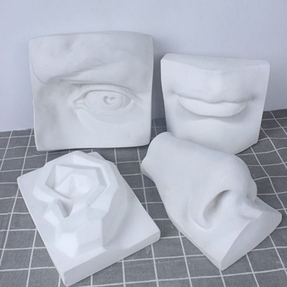 Plaster image of facial features solid face, eye, ear, nose and mouth model sketch still life art painting studio decoration plaster eye Ge Kun