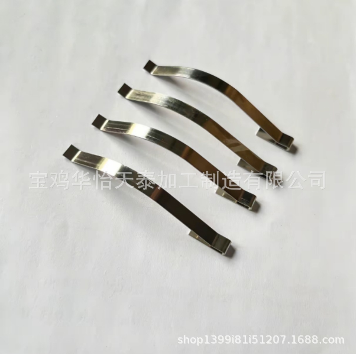 Местные детали штамповки военного класса, нержавеющая сталь, пружинные листы, зажимы, доступны для малых партий