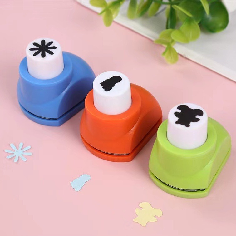 Embossing Tool, Medium-Sized DIY Craft Embossing Machine for Children, Embossing Punch Machine, Flower Embossing Tool, Children's Educational Loose Goods