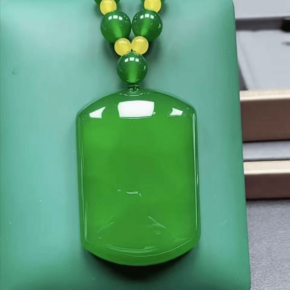 Натуральный нефритовый амулет, зеленый камень, оригинальная подвеска для мужчин и женщин