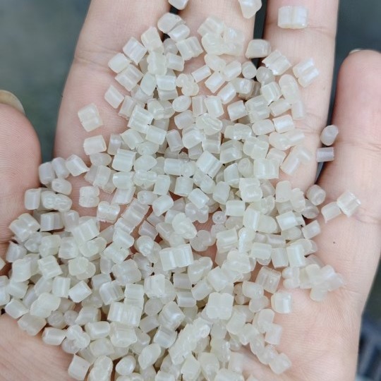 Translucent Transparent Pp Regenerated Particles, Fully Transparent Polypropylene Material, Recyclable Loop Material, Injection Molded Grade Brushed and Good Color Matching
