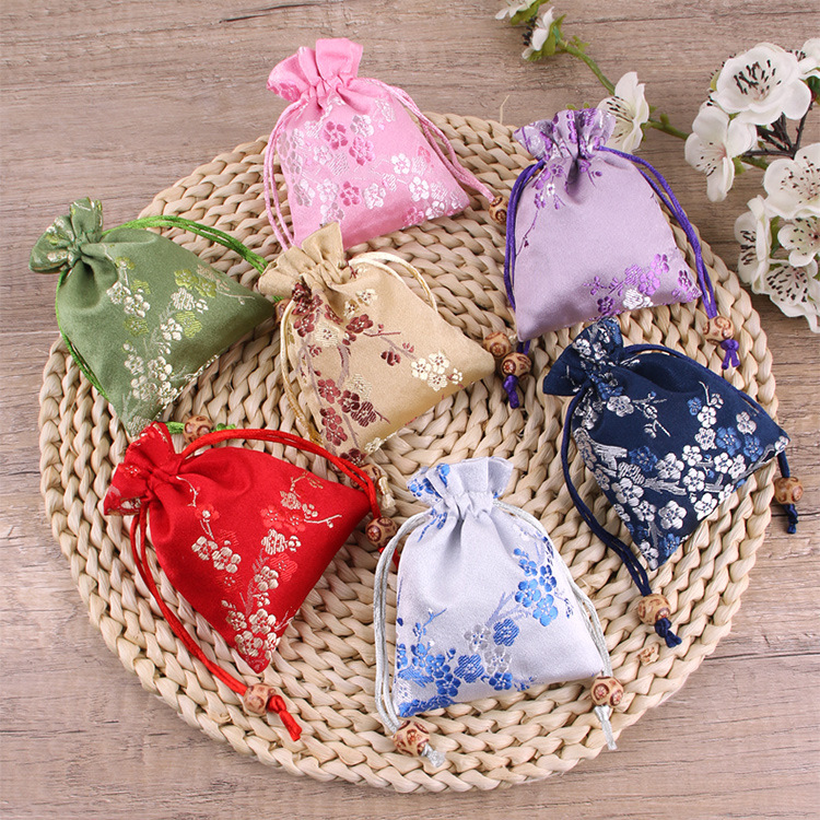 Tips Bag Chinese Style Ethnic Bundle Pocket Jewelry Gift Wedding Candy Buddha Beads Bracelet Packaging Bag Mosquito Repellent Sachet Empty Bag