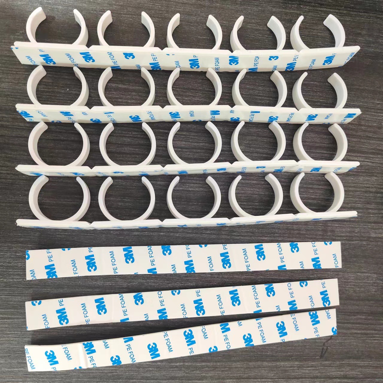 Cross-border hot seasoning bottle simple plastic storage rack household kitchen seasoning jar storage rack wall hanging kitchen door clip