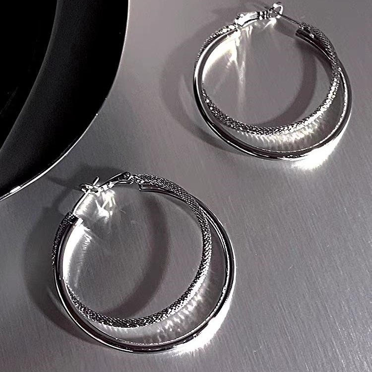Cold Style Double Circle Large Earrings for Women 2022 New Trendy Simple Earrings Elegant High-End Atmospheric Earrings Earrings