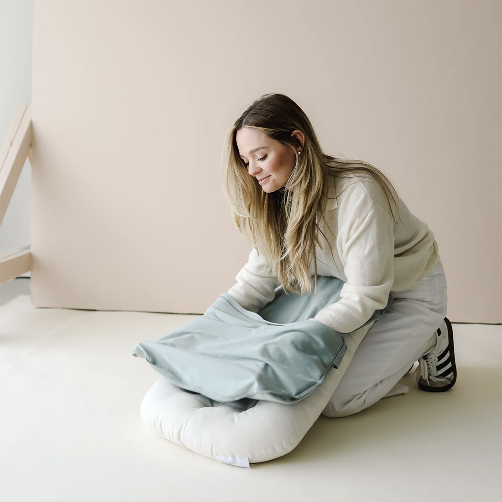 Ins crib bed comfortable Baoping for wholesale newborn bionic bed travel portable small bed recliner