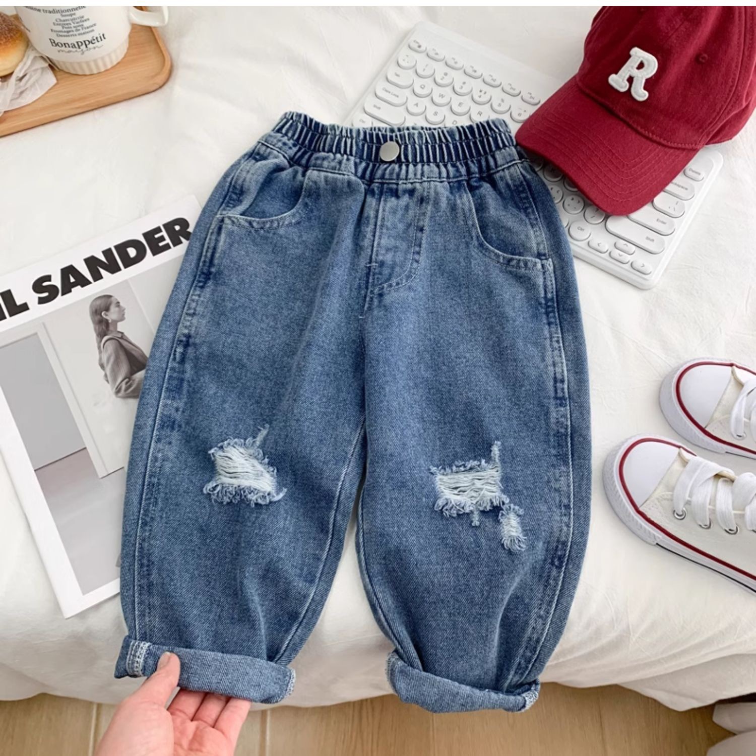 Boys' spring ripped jeans children's Korean-style all-match casual pants children's straight pants baby loose pants