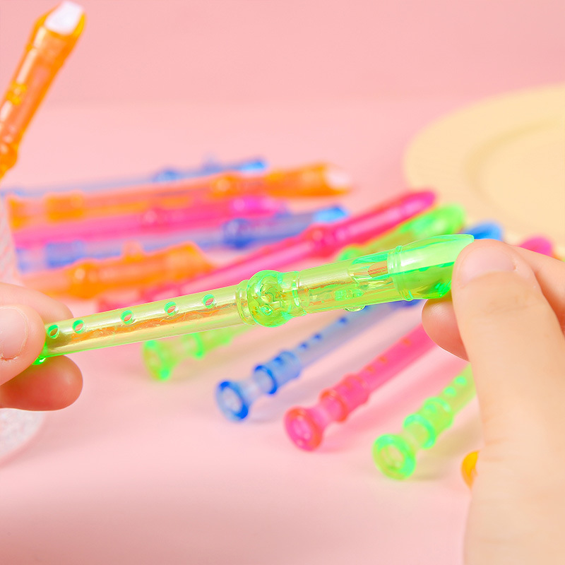 Creative candy-colored transparent small flute playing musical instruments children's mini clarinet stall supply small gifts wholesale