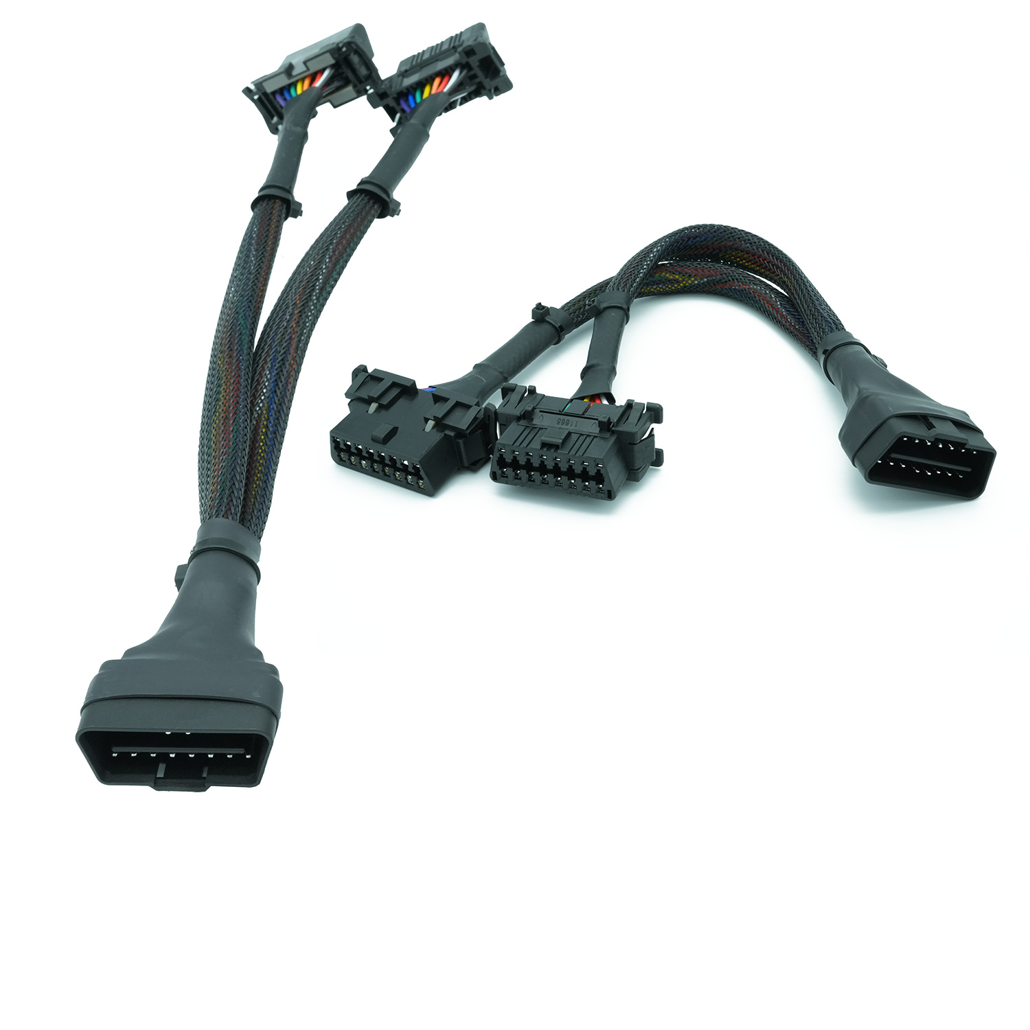 The manufacturer sells OBD one-two (Kia and Toyota) extension cords, suitable for Kia and Toyota cars