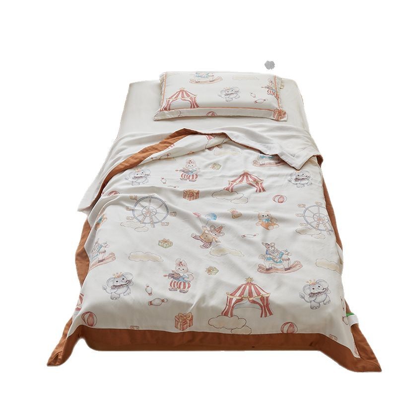 Class A bamboo fiber blanket four-layer maternal and infant grade bamboo cotton yarn blanket summer nap blanket printed children's blanket wholesale