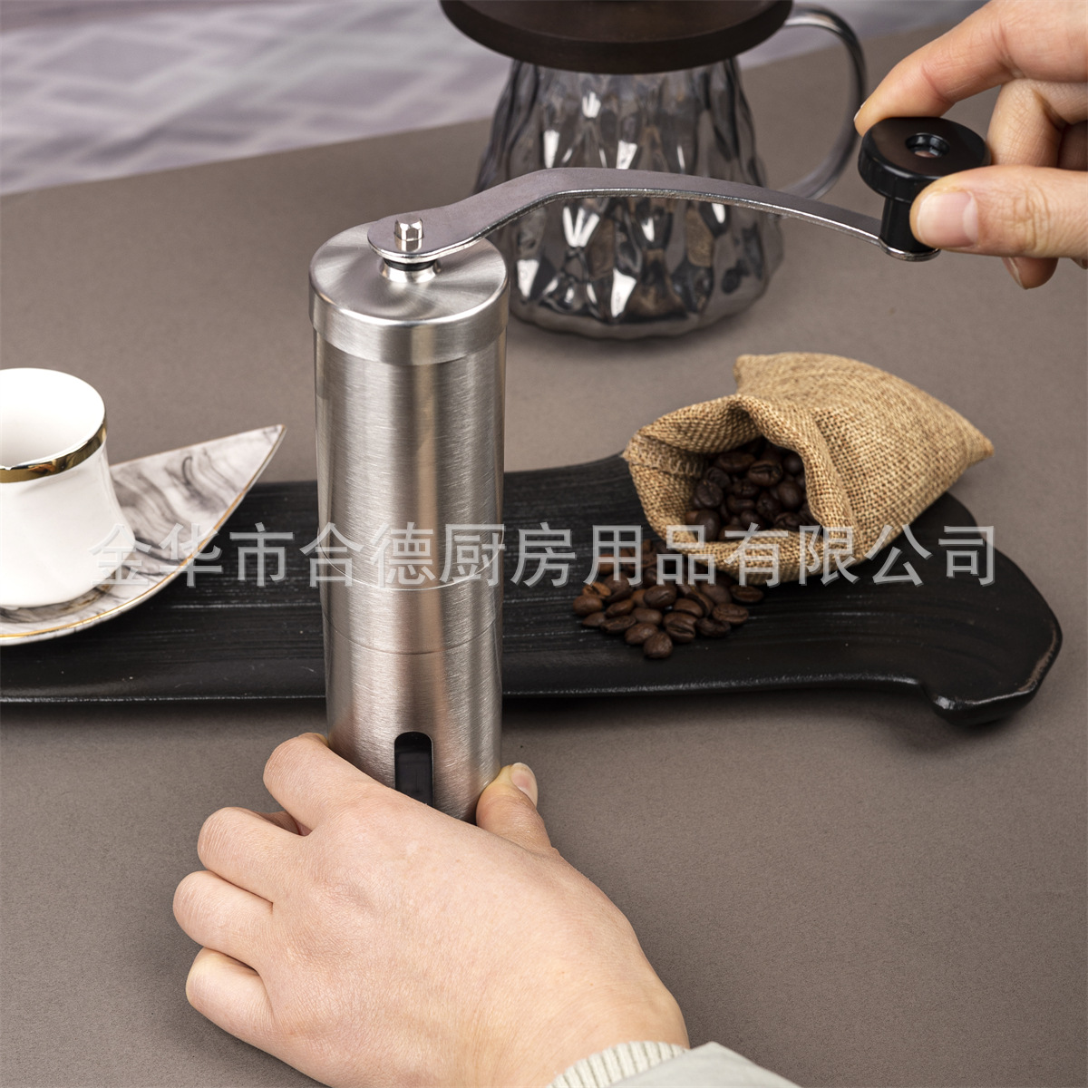 Source factory in stock small hand cranked ceramic bean grinder stainless steel coffee grinder manual coffee bean grinder