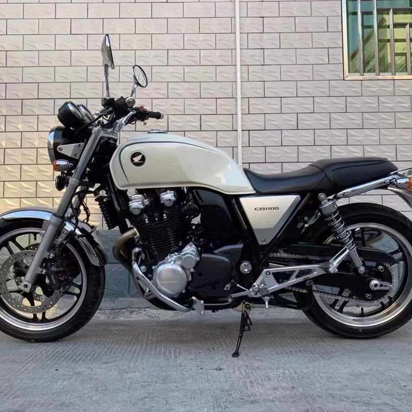 Imported Cb400 Field Street Car Little Wasp 250Cc Four-Cylinder Water-Cooled Large Displacement 1100 Heavy Machine Motorcycle