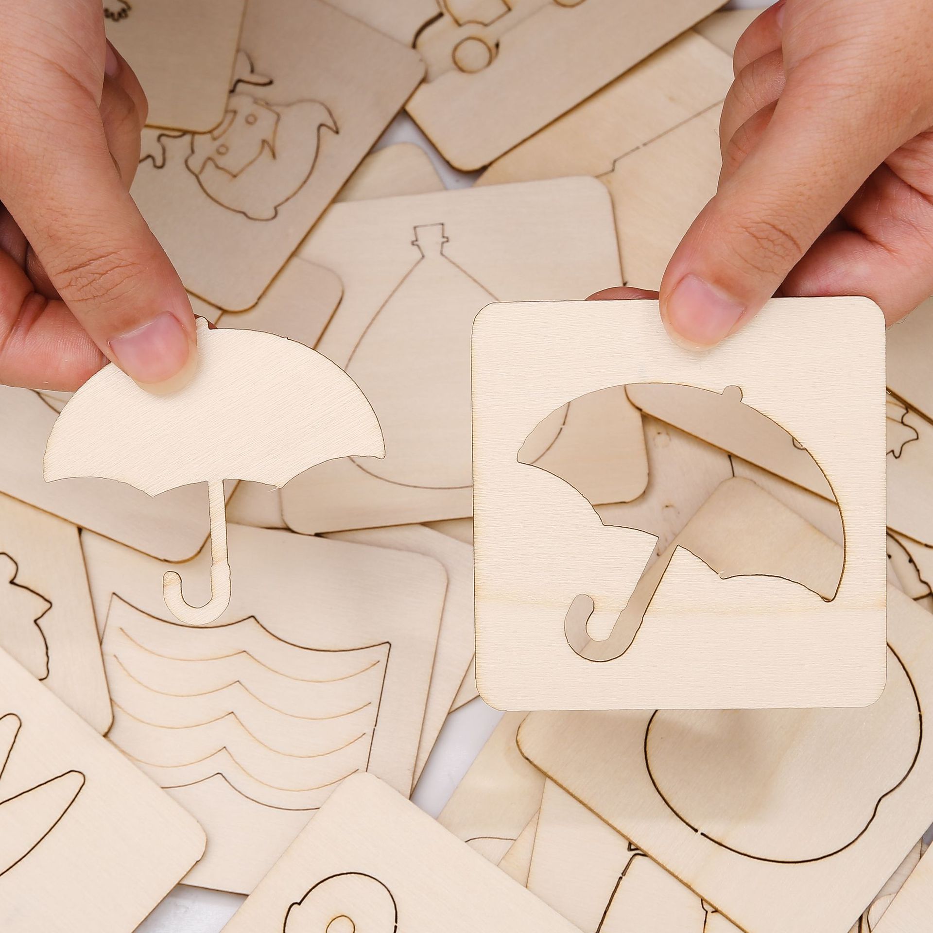 Cross-border DIY hollow wooden painting template painting tools suit children's children's graffiti educational toys