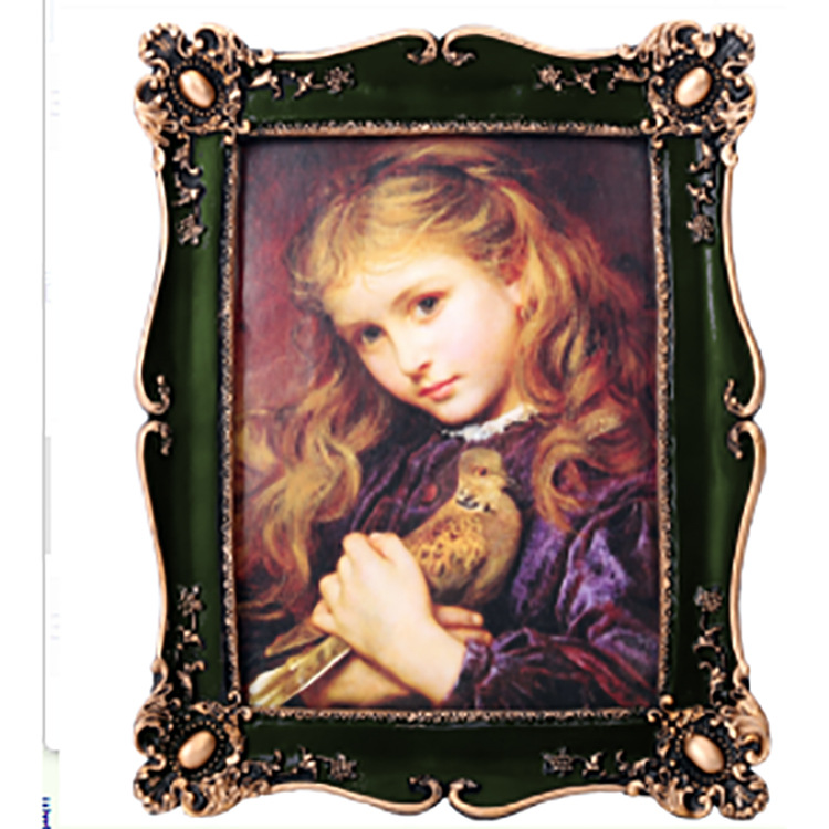 European Style Retro Creative Resin Decorative Picture Frame Phnom Penh Photo Frame Wall Hangable Classical Oil Painting Photo Frame Retro Photo Wall