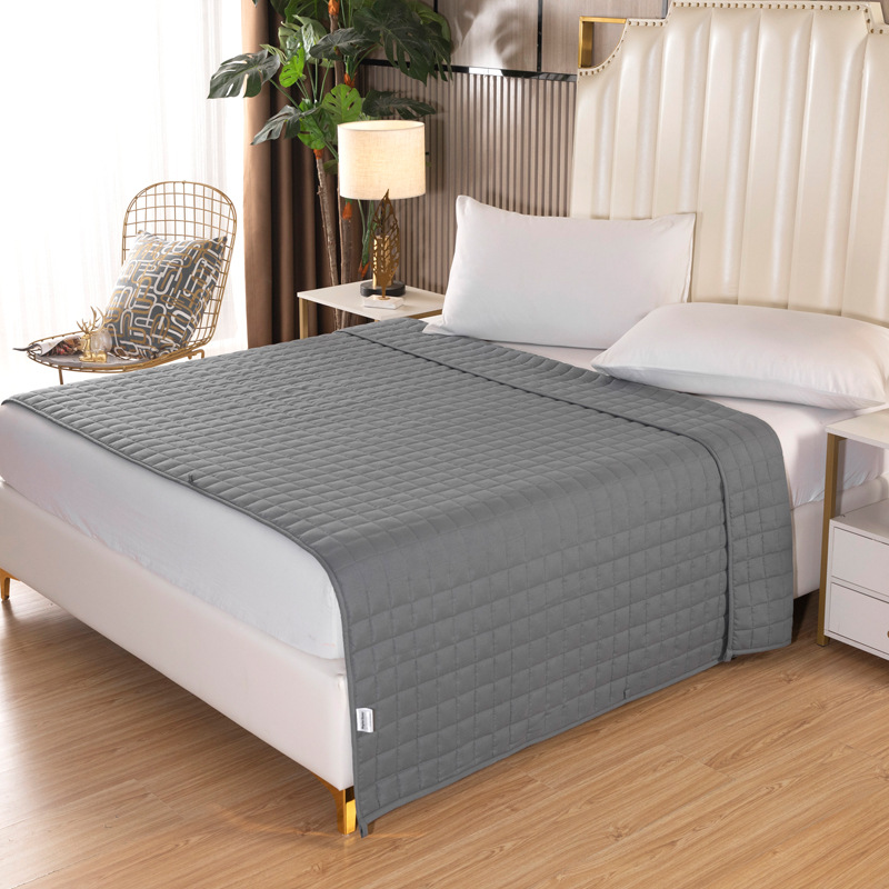 Processing and Customizing Amazon Cross-Border Pure Color Polyester Gravity Blanket to Reduce Pressure and Help Sleep 5cm Small Grids Gravity Quilt Manufacturer