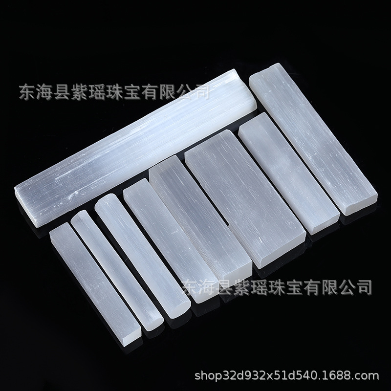 Wholesale Natural Nitrite Gypsum Crystal Transparent Gypsum Strip Gypsum Stick Gypsum Board Gypsum Raw Stone Products