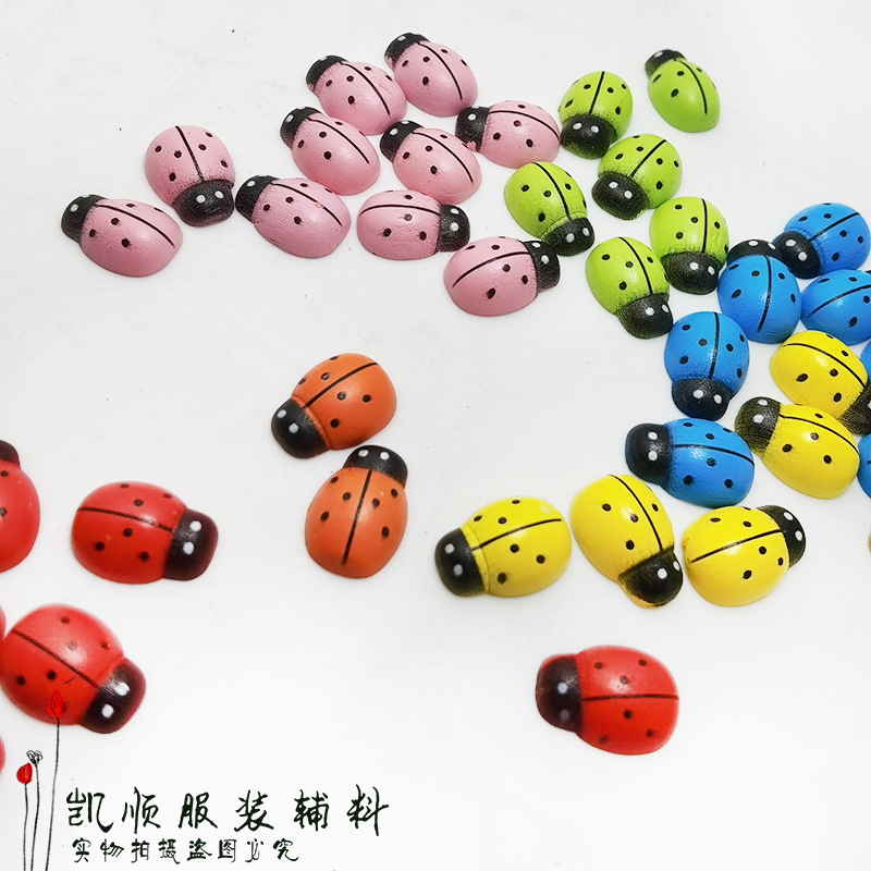 Micro Landscape DIY Fleshy Small Ornaments Mini Wooden Colorful Coccinella Beetle Paste Decorative Accessories
