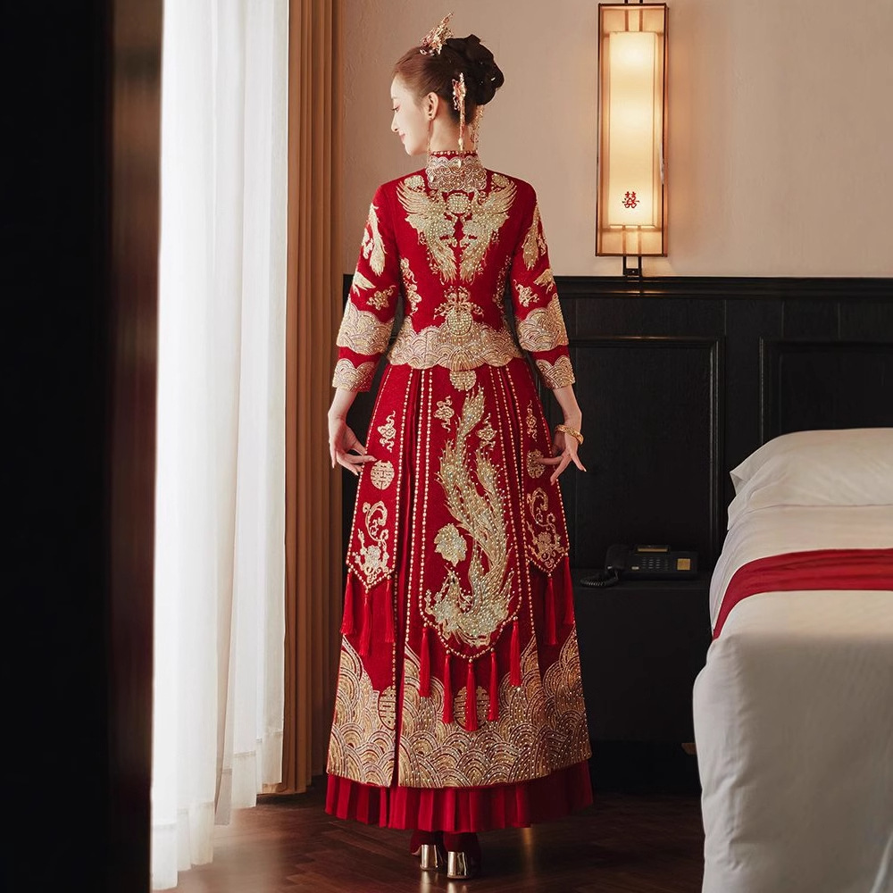 Xiuhe Clothing 2025 New Bridal High-End Chinese Wedding Clothes Slim Toast Clothes Show Kimono Heavy Industry Wedding Dress Women