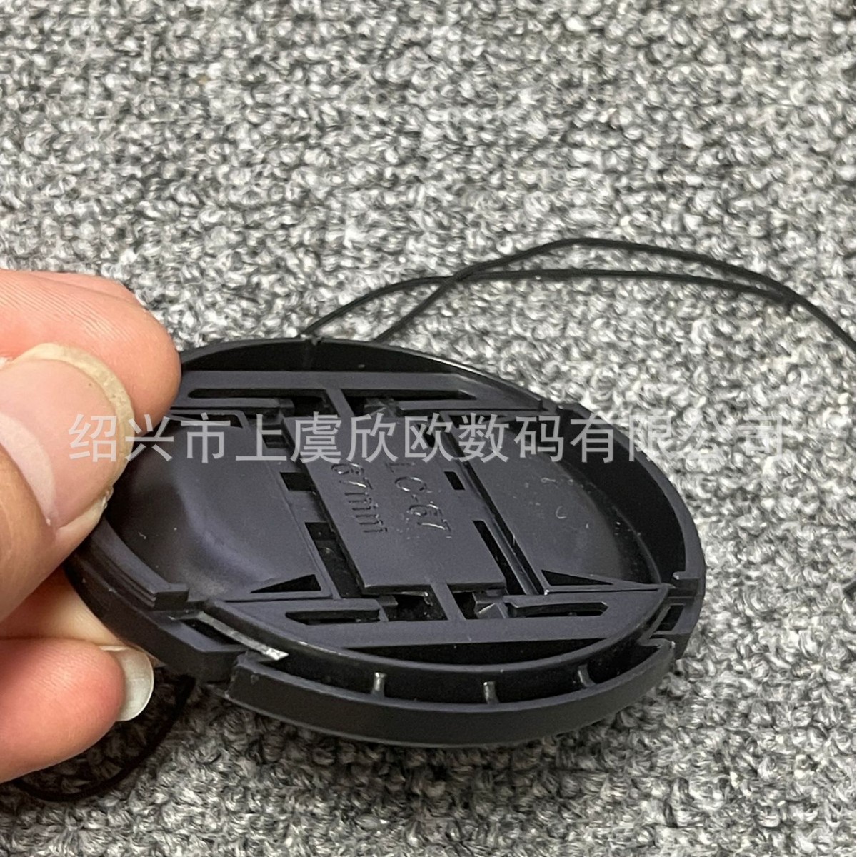 Wholesale camera jointless lens cover 46/49/52/55/58/62/67/72/77/82 medium pinch lens cover