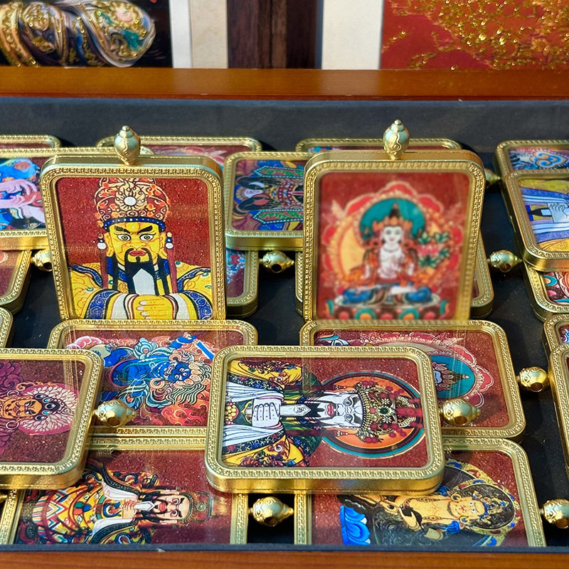 2025 New Xizang Hand-Painted Cinnabar Thangka Pendant Ethnic Style Gawu Box Wholesale
