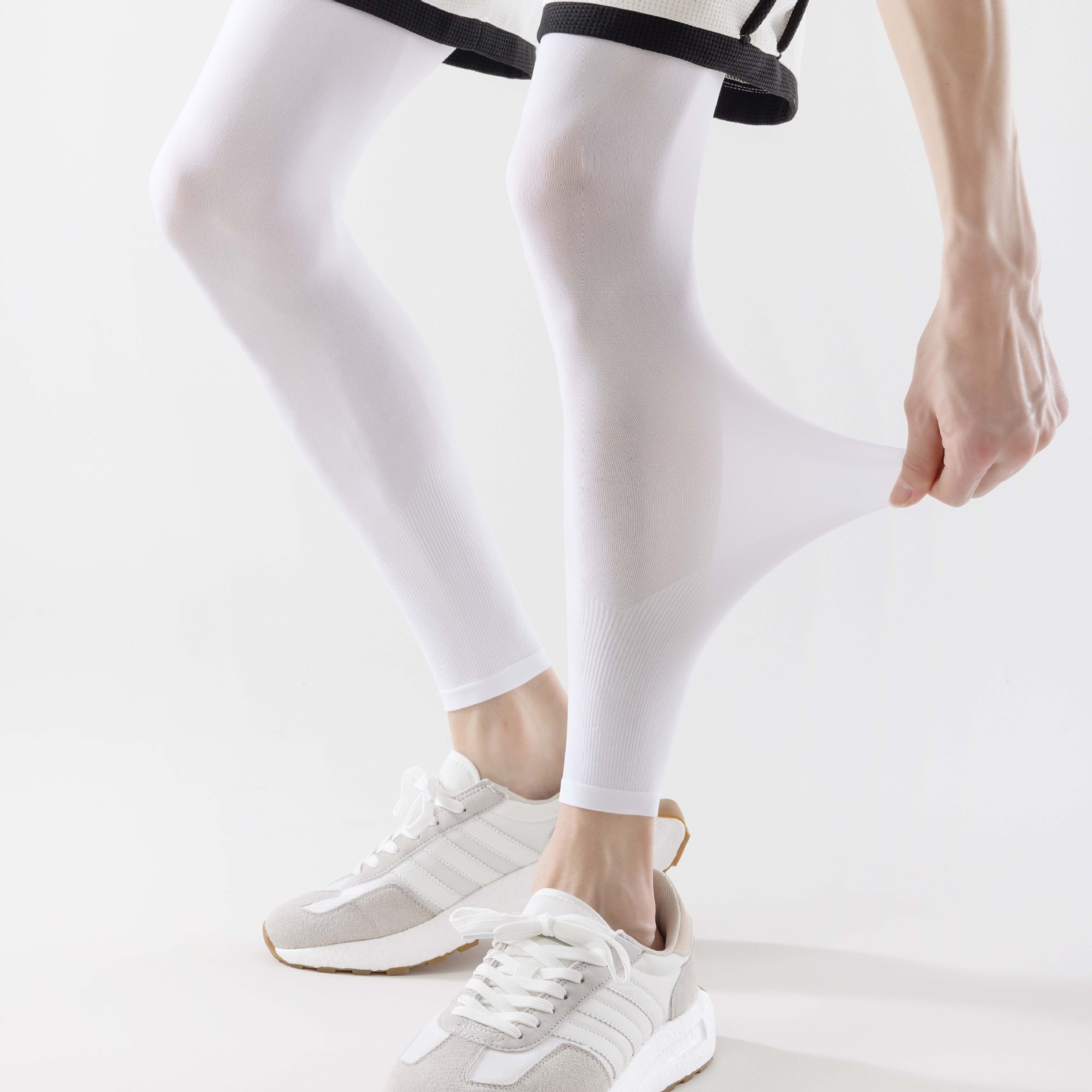 Leg Cover Sunscreen plus size Ice Silk Leg Cover Anti-UV Outdoor Loose Exlongation Ice Sleeve Unisex