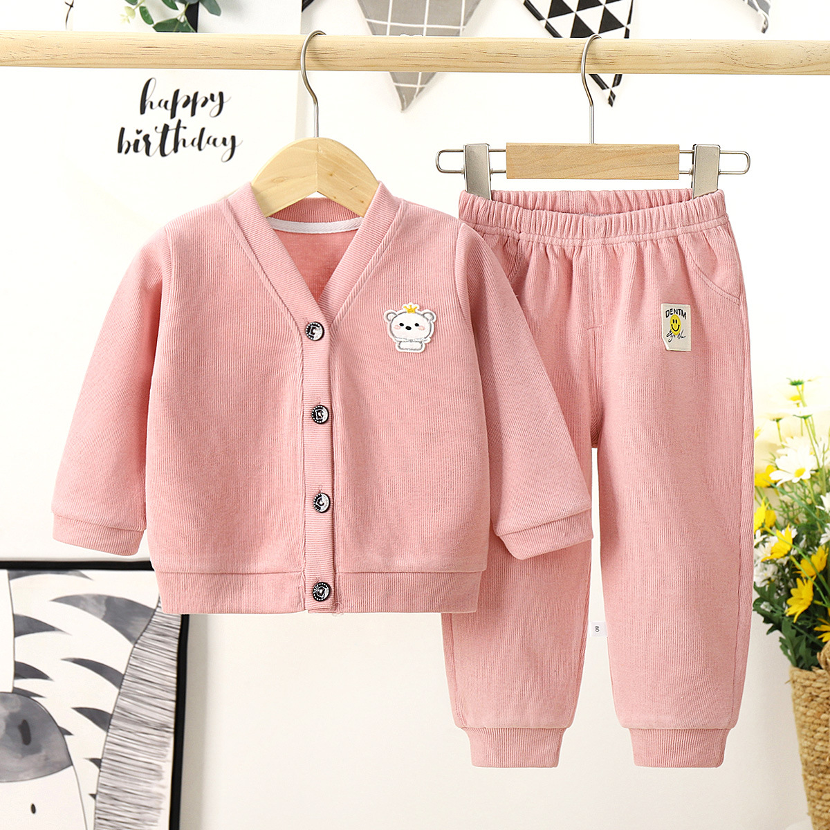 Children's Spring and Autumn Sports Suits, Casual Wear for Boys and Girls, Cartoon Knit Autumn Clothes for Toddlers and Kids, Breathable and Comfortable