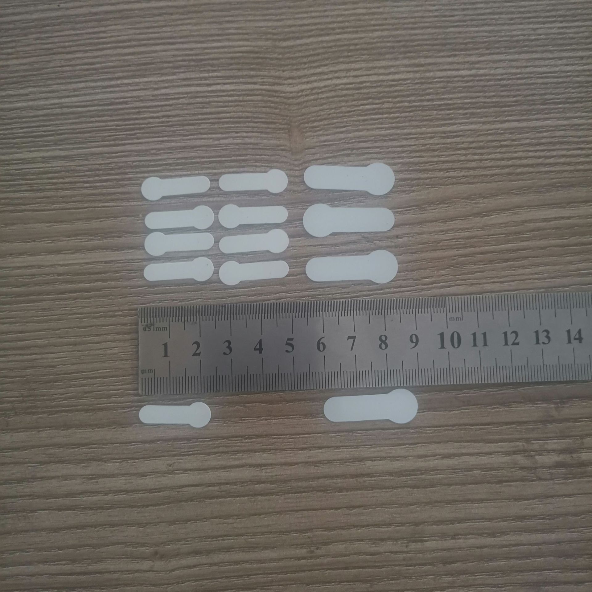 Screen printing battery insulation sheet PET resistance sheet insulation sheet Mellagi No. 5 No. 7 CR2032 button battery insert