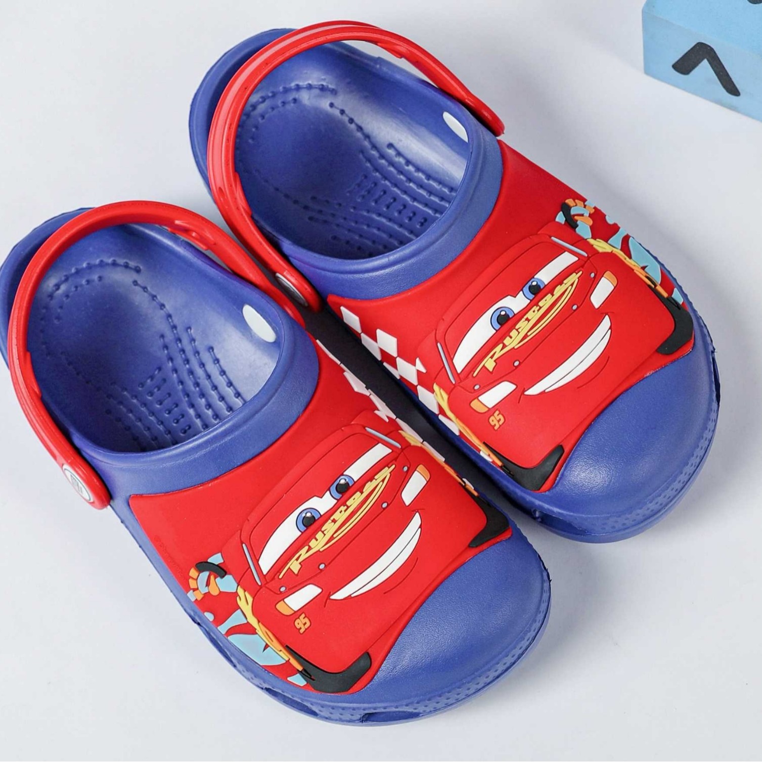 Baotou car hole shoes beach shoes children fashion cartoon shoes