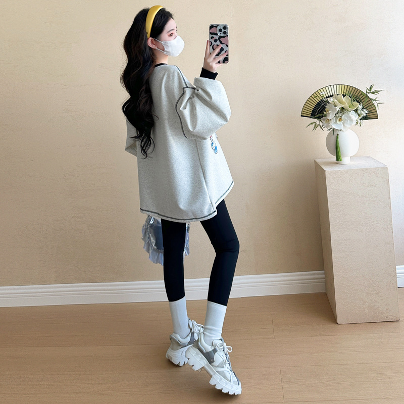 Pregnant Women's Sweatshirt 2024 Fall/Winter New Korean Style Cartoon Age-reducing Printed Loose plus size Mid-length fleece-lined Top