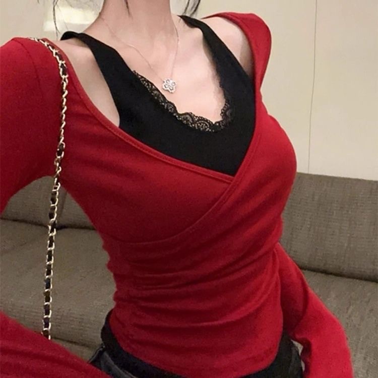 [Lightning Warehouse Hot Style] Fake Two-Piece Sexy Pure Desire Sexy Lace T-Shirt for Women with Fashionable Halter V Neck Top