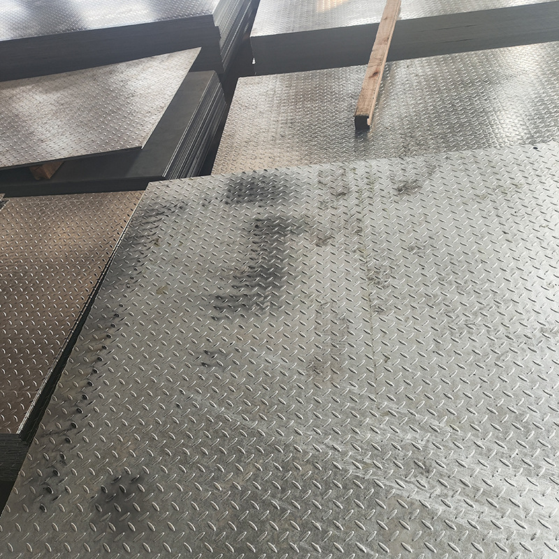 In-Stock Manufacturer's Galvanized Patterned Steel Plate, Hot-Rolled, Can Be Cut, Q235 Sandblasted Steel Pipe, Steel Staircase Patterned Plate Processing