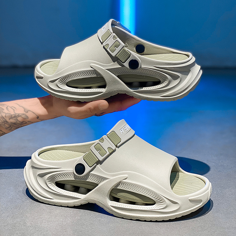 Slippers for Men to Wear Outside in Summer, Thick-Soled Driving Coconut Sandals, Outdoor Sports and Leisure Beach Shoes