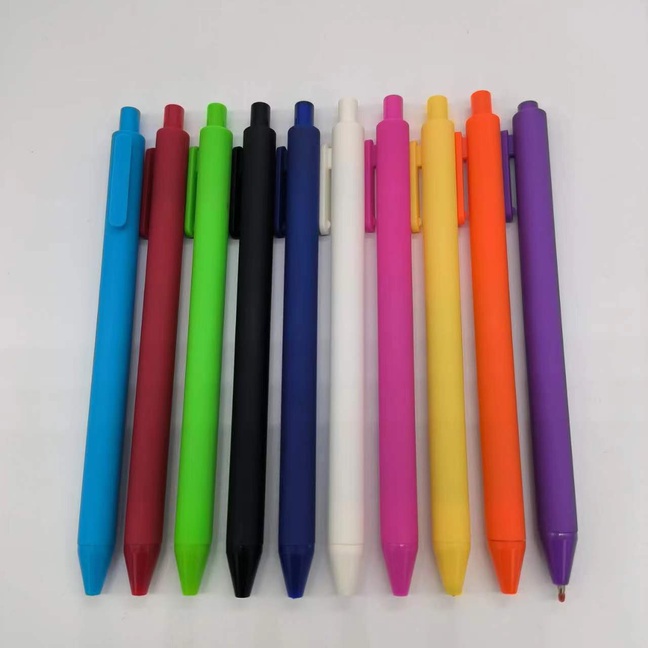 Factory spot Macaron beautiful color fruit gel pen printing logo simple solid color press spray glue student pen