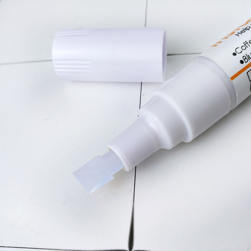 Cross-border new clothing emergency stain removal pen coffee oil stain blood stain cleaning pen clothes disposable portable stain removal pen