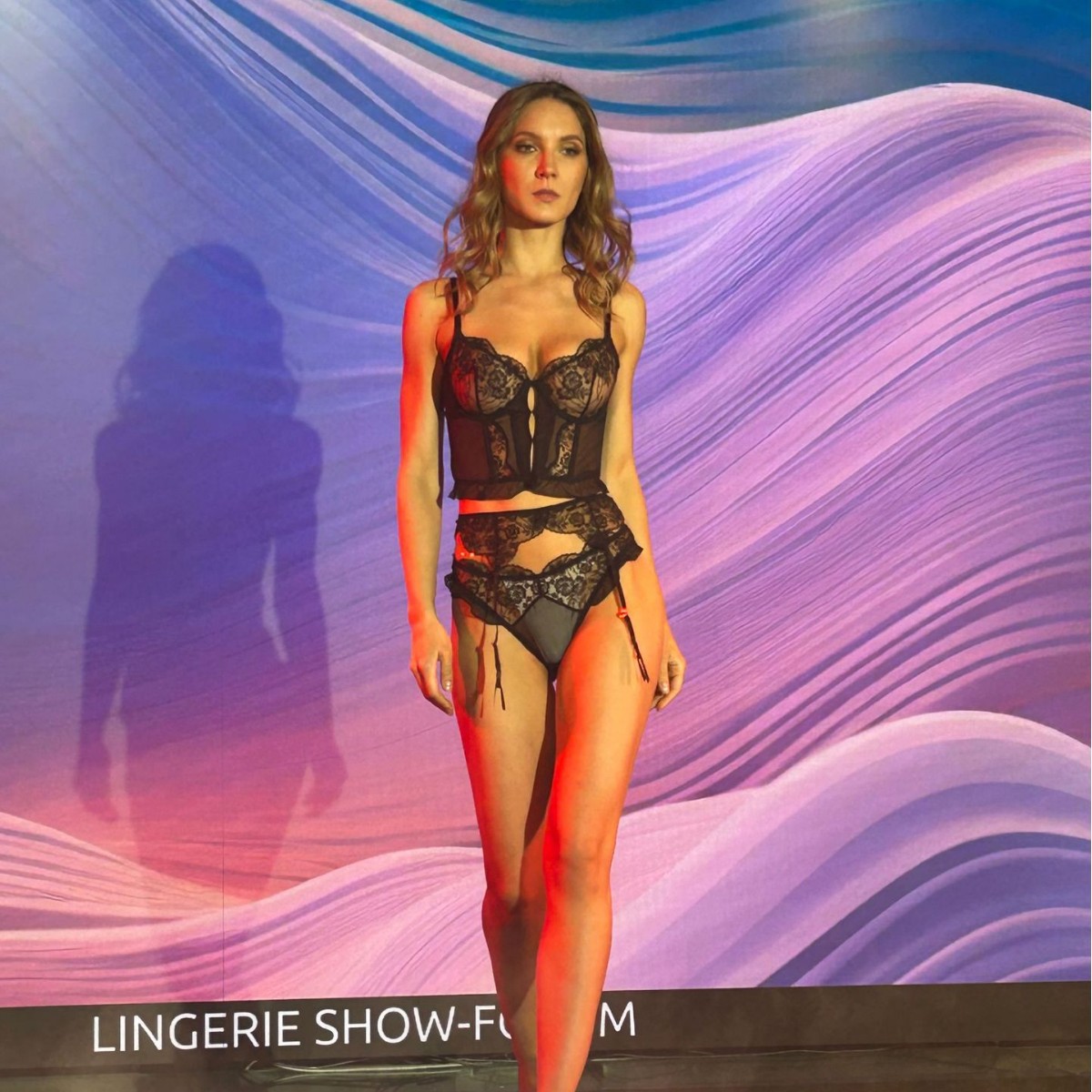 [fishbone underwear] new ultra-thin French lace pure hollow sexy bra can be worn outside the suit