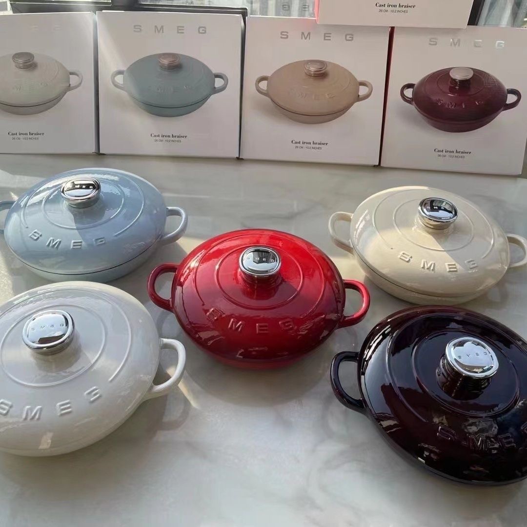 Импортная эмальированная кастрюля Smeg 26см, для морепродуктов, чугунная, для газовой и индукционной плит