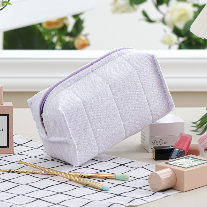 Cross-border Flannel Cosmetic Bag Pillow Bag Spot Ins Pencil Bag Japanese Style Simple Large Capacity High-value Plaid Storage