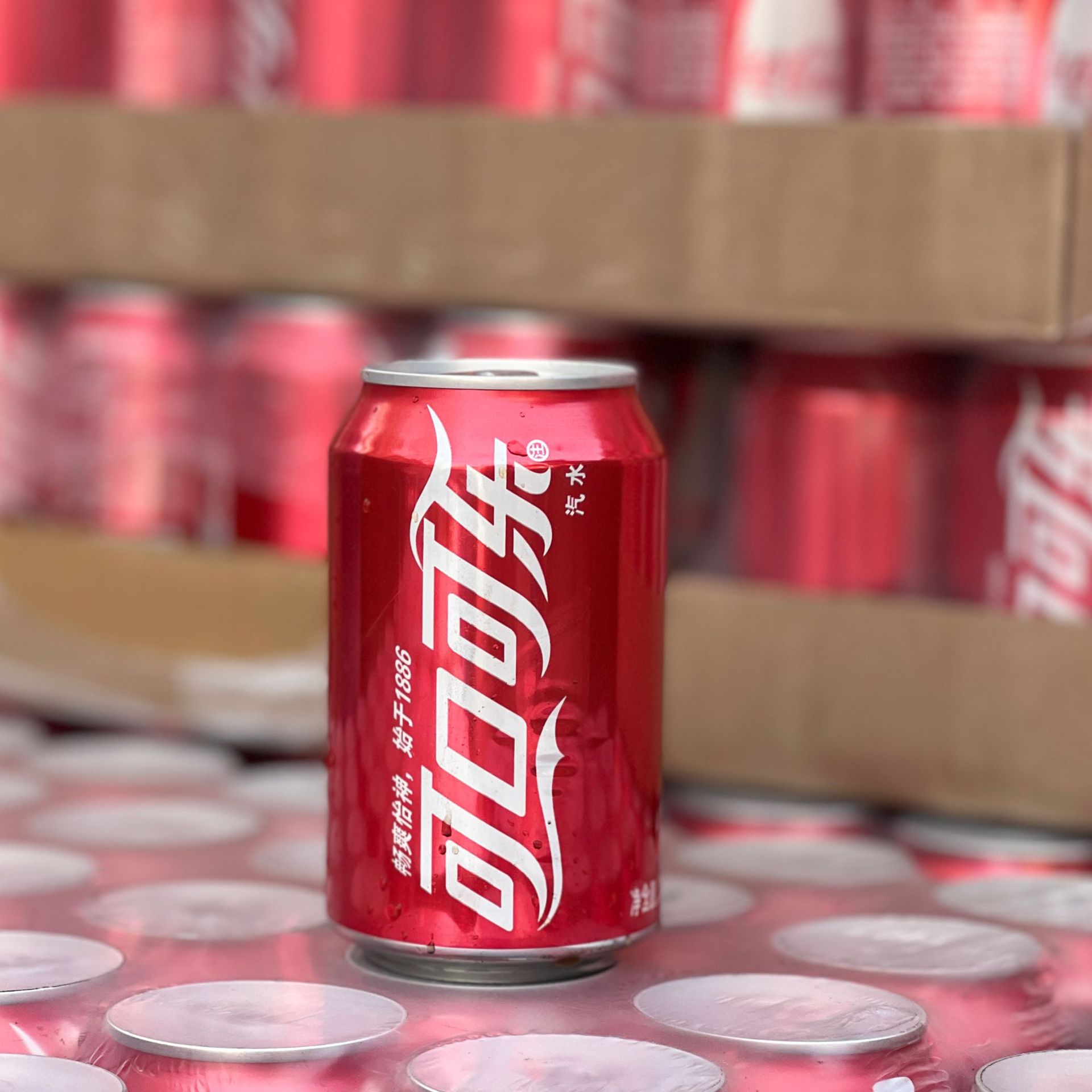 Vertical Version of Coca-Cola 330ml*24 Bottles Full Box Merchant Engraved Beverage Nationwide Wholesale Beverage New Gift